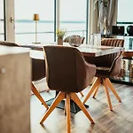 Hausboot Fuer 4 Personen Auf Dem Graebendorfer