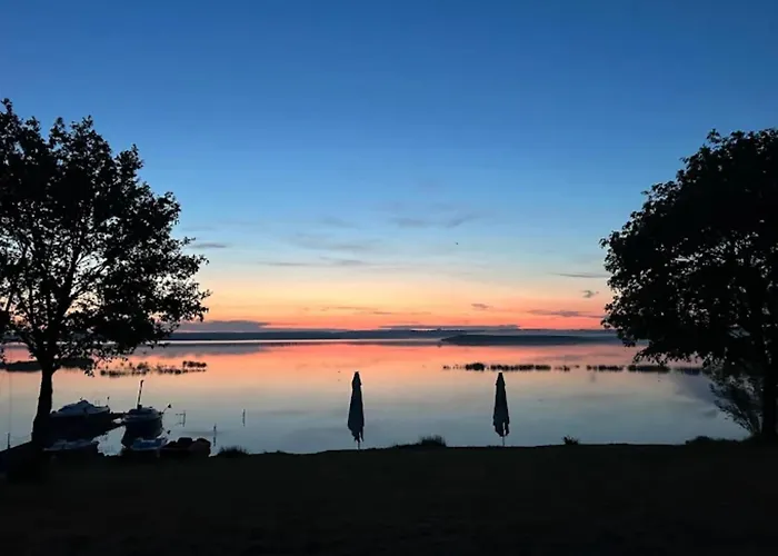 Hausboot Fuer 4 Personen Auf Dem Graebendorfer Hotel en barco Vetschau