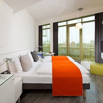 Hotell Indigo - Ku'damm By Ihg 4*